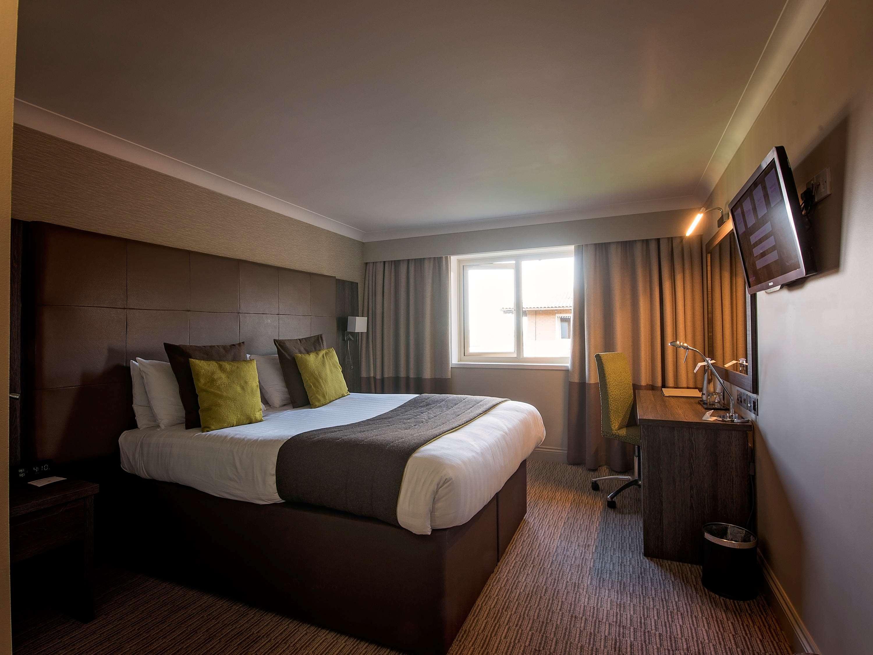 Mercure Milton Keynes Hotel Eksteriør billede
