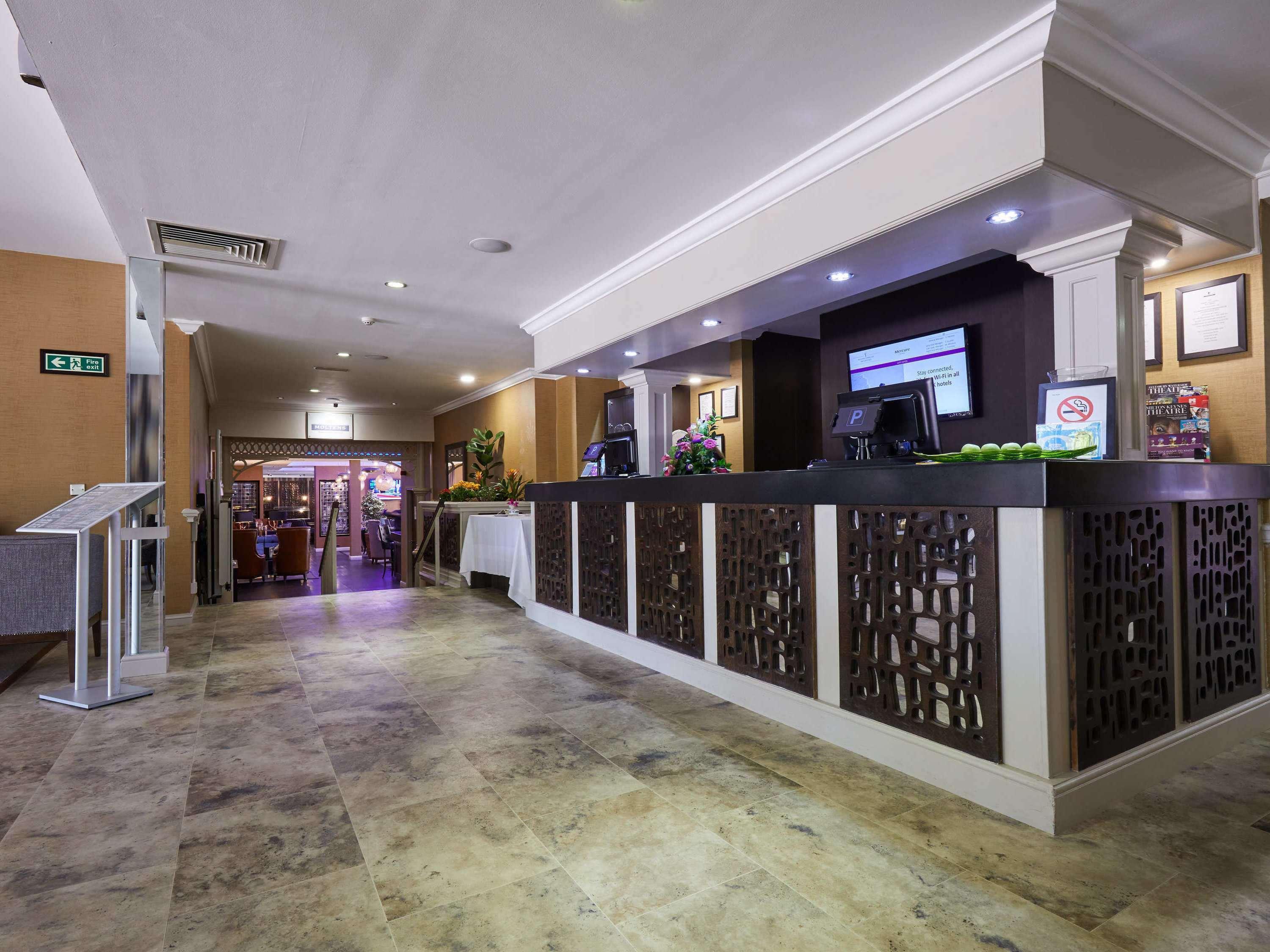 Mercure Milton Keynes Hotel Eksteriør billede