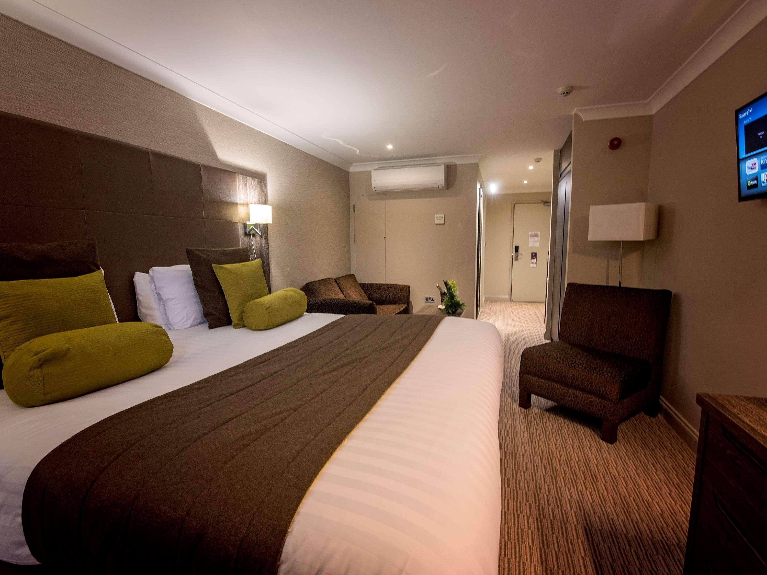 Mercure Milton Keynes Hotel Eksteriør billede