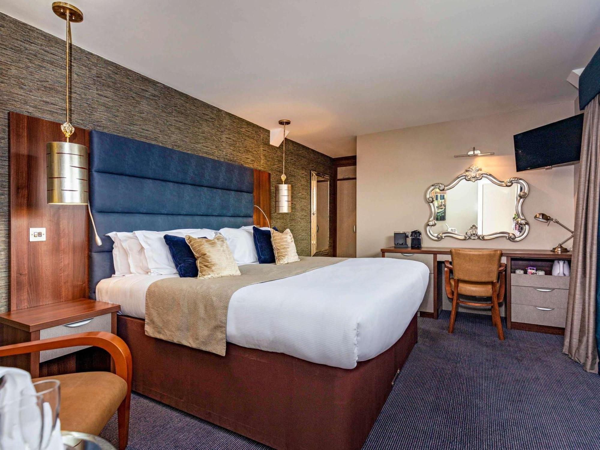 Mercure Milton Keynes Hotel Eksteriør billede