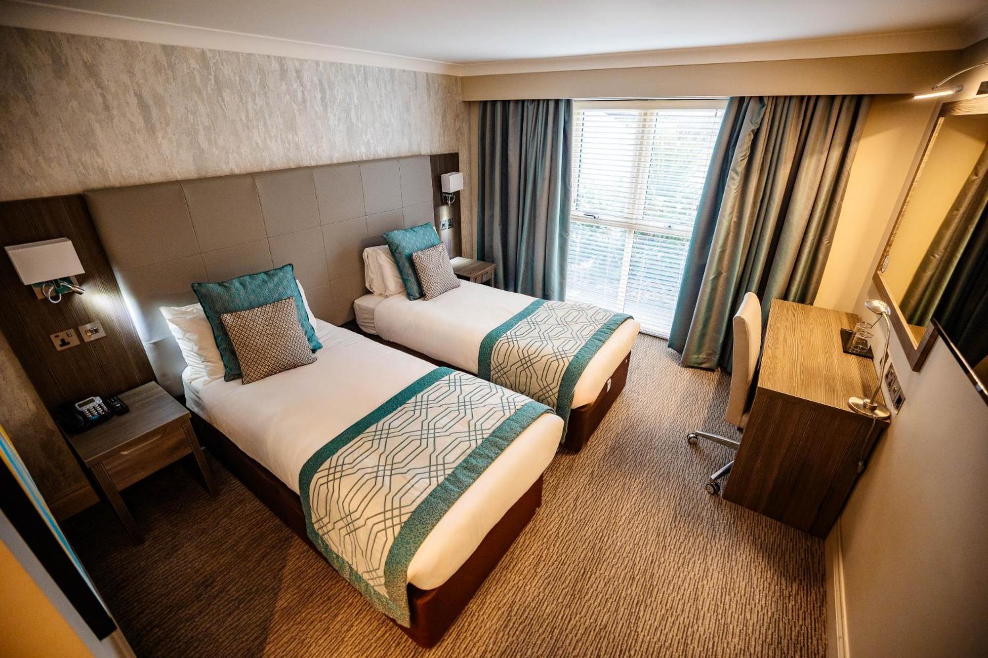 Mercure Milton Keynes Hotel Eksteriør billede